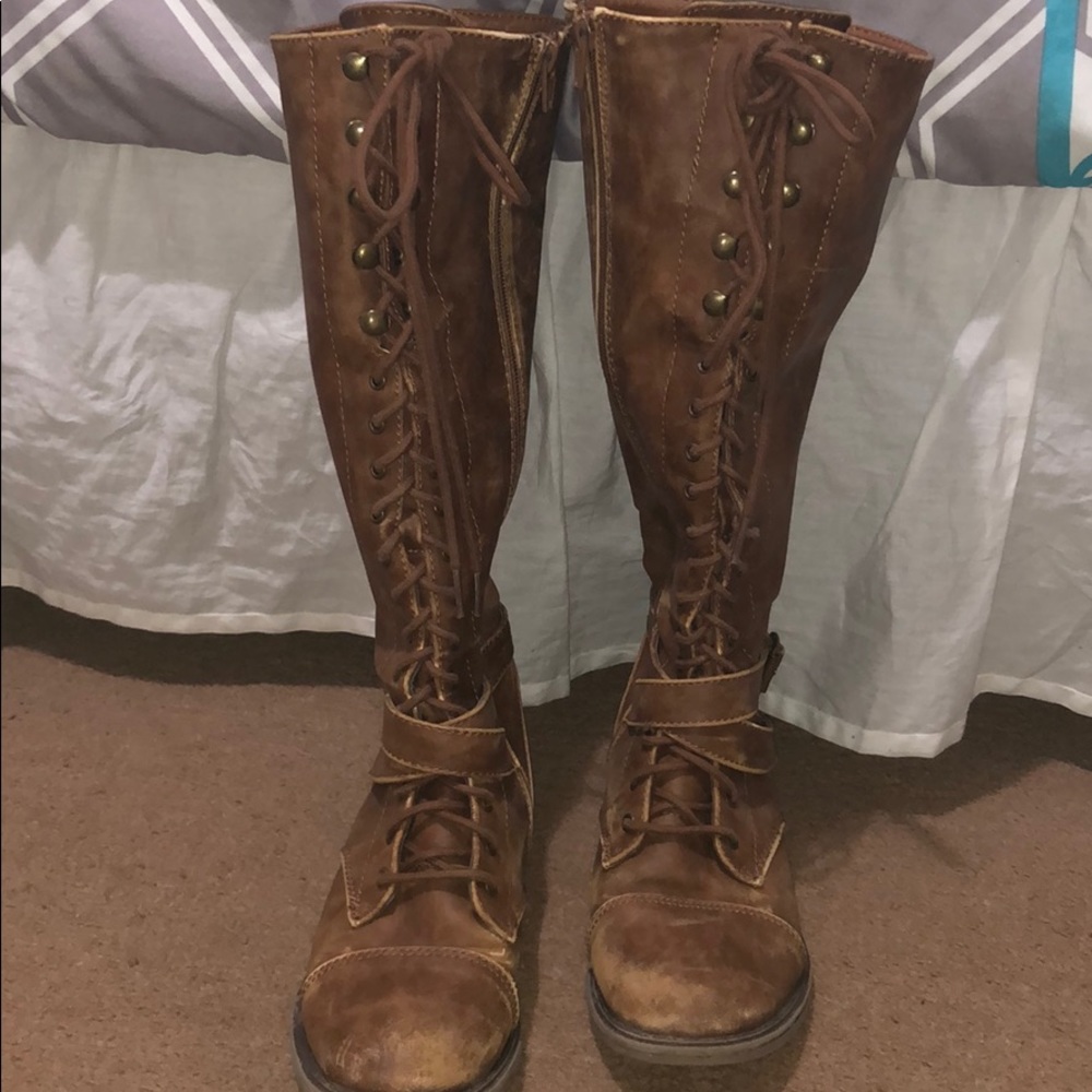 knee high combat boots